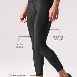 ALO Yoga Black leggings